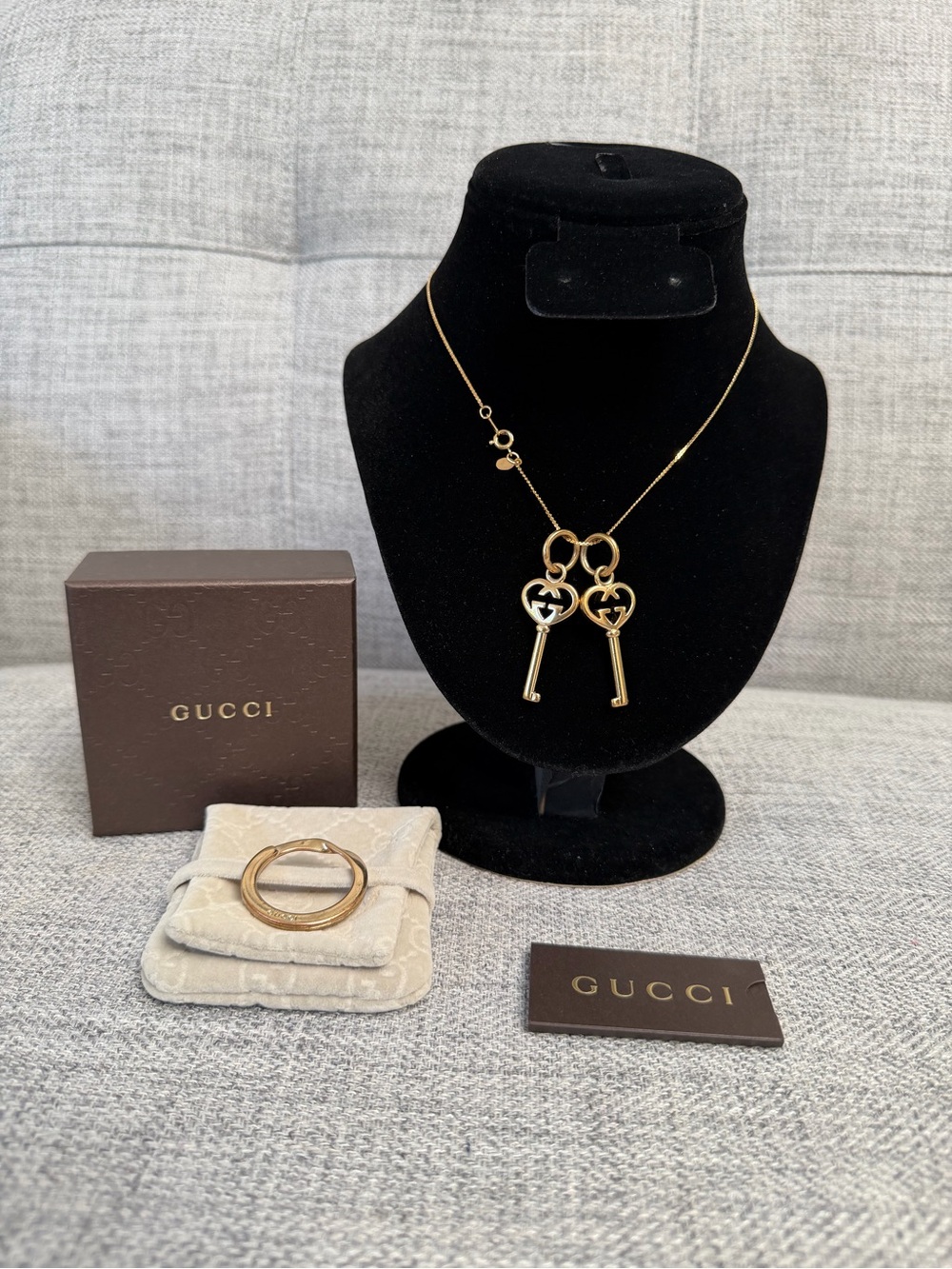 ✨Gucci GG Heart Key Charm Keyring Gold Tone Made in Italy | Collectible✨